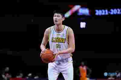 國王主場大勝活塞，霍樂迪表現出色
