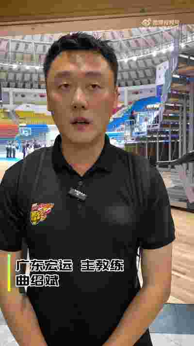 灰熊主场力克开拓者，康利砍下25分