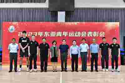 公牛客场大胜灰熊，拉文砍下30分