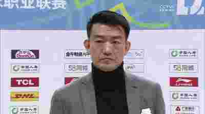 湖人队与热火的季后赛对决成焦点