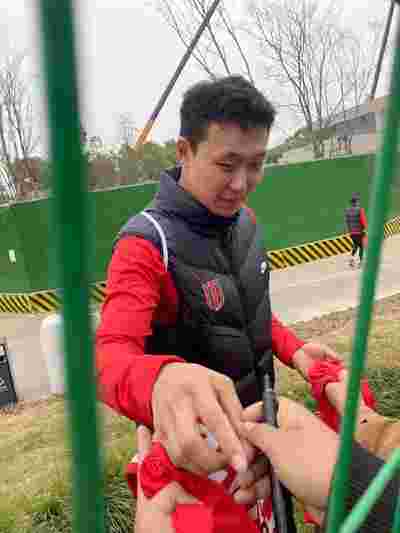 法甲：里尔客场艰难战平蒙彼利埃