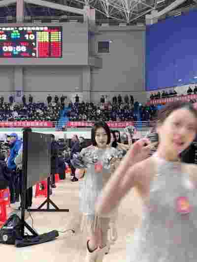 76人客场负于公牛，恩比德受伤
